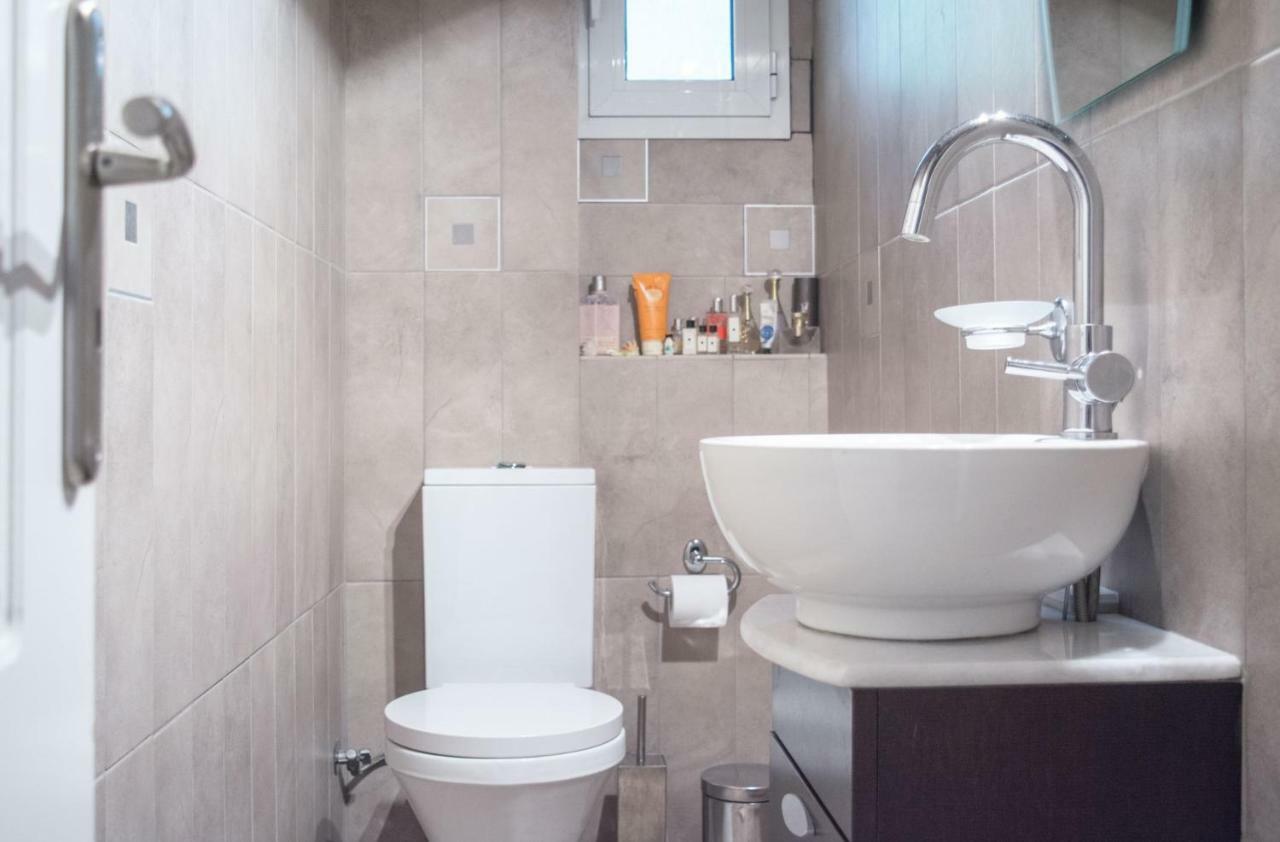 Designer'S Apartment Close To City Center Афины Экстерьер фото