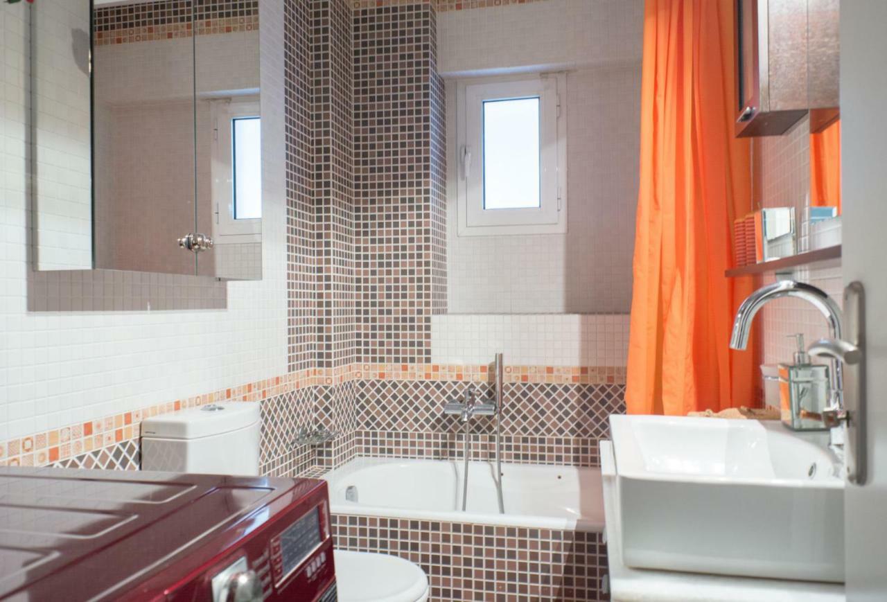 Designer'S Apartment Close To City Center Афины Экстерьер фото